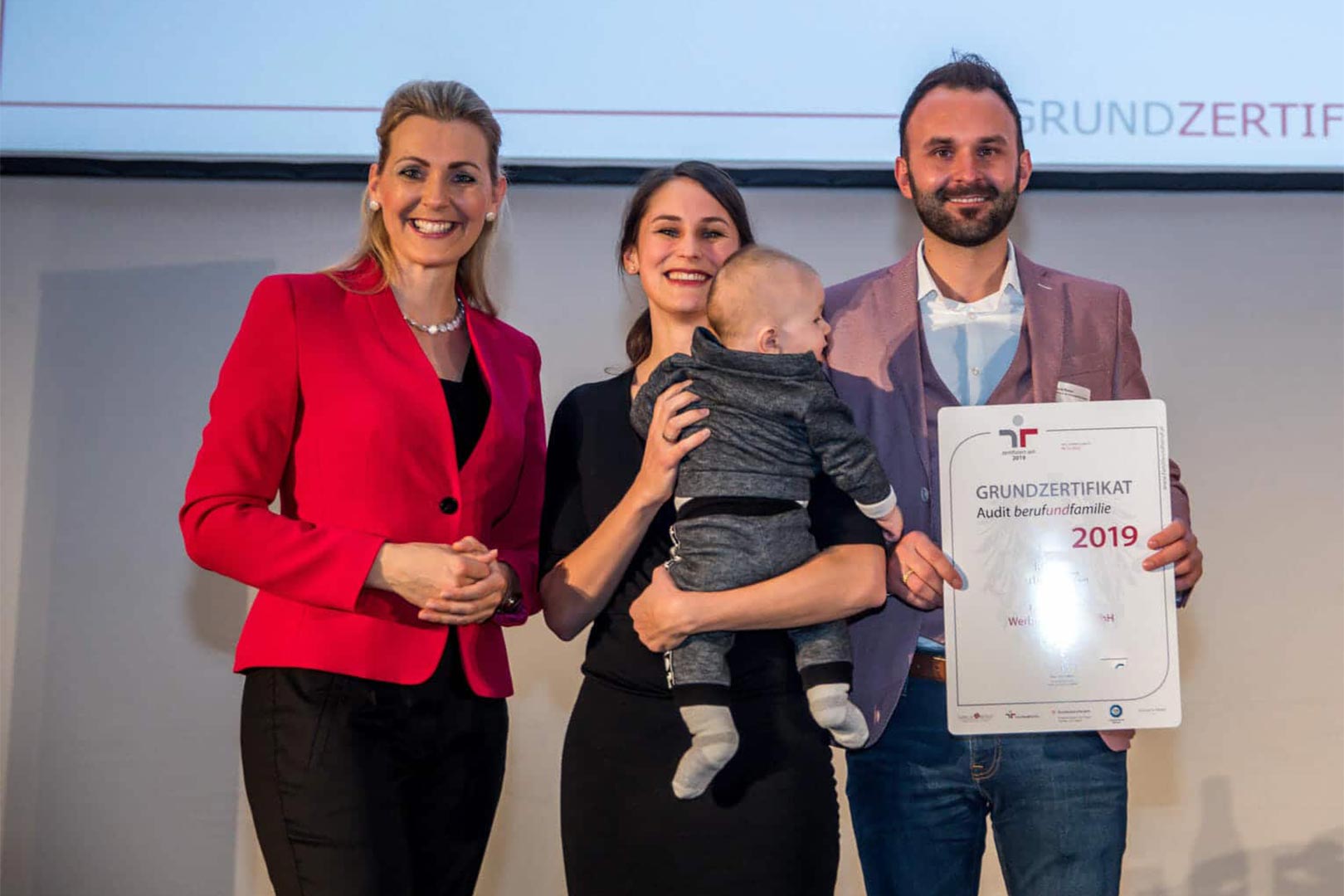 krassgruen-familieundberuf-2019